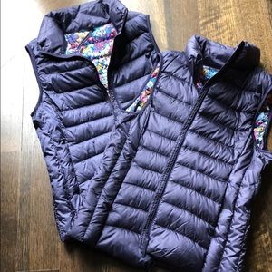 Two women’s UNIQLO puffer vests